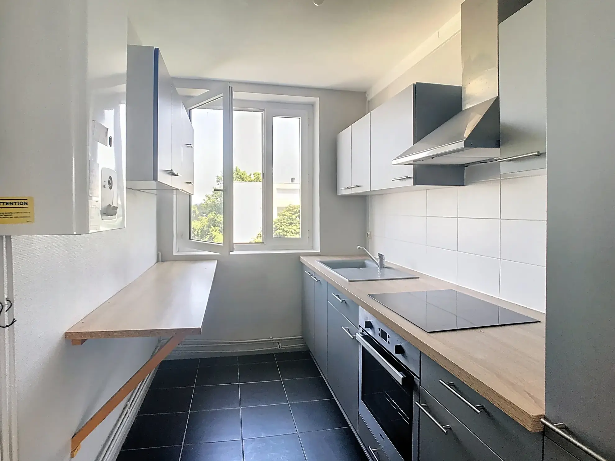 Appartement T3 lumineux avec balcon à Mourenx - Bon état, emplacement privilégié 