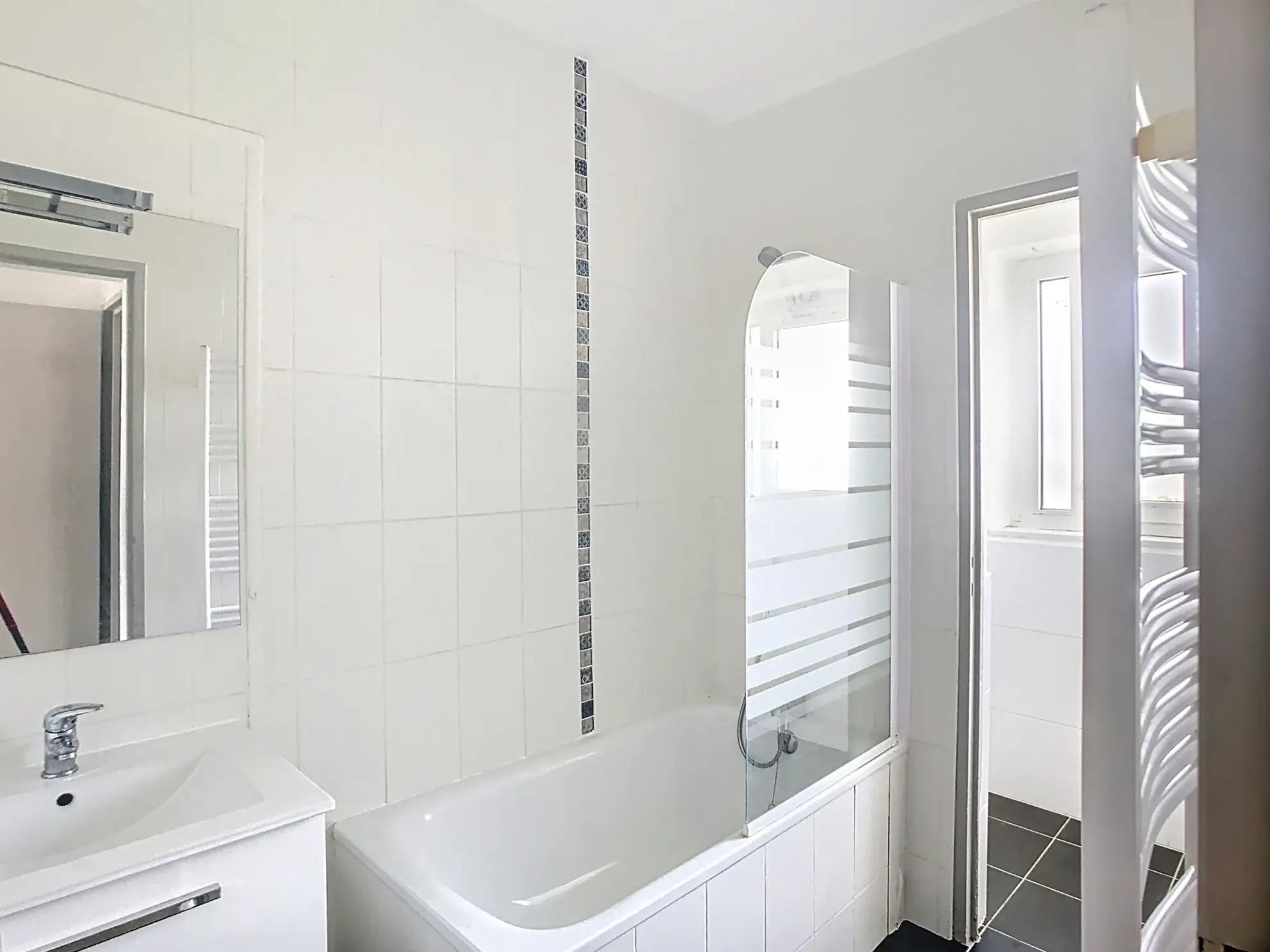 Appartement T3 lumineux avec balcon à Mourenx - Bon état, emplacement privilégié 