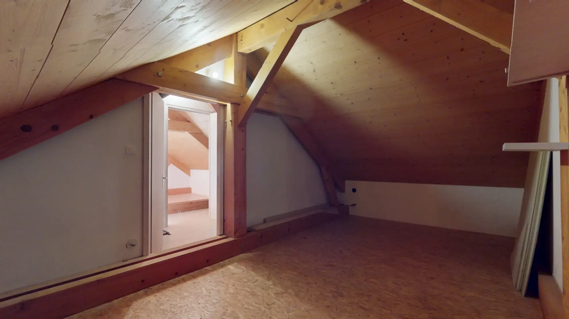 Maison en ossature bois de 130 m² à Evans avec terrasses et garage 