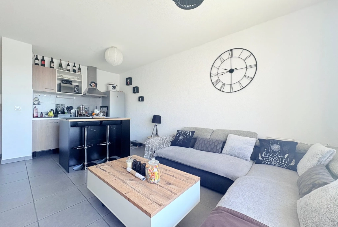 Maison de ville en pierres de 65 m² avec jardin exposé sud à Bourganeuf 