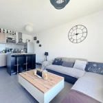 Maison de ville en pierres de 65 m² avec jardin exposé sud à Bourganeuf