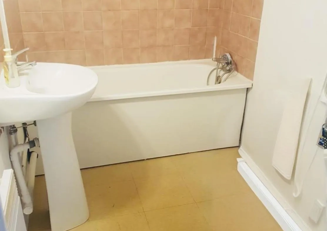 Appartement 2 pièces à Istres de 31 m² avec jardin et stationnement 