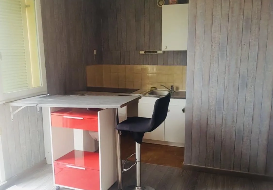Appartement 2 pièces à Istres de 31 m² avec jardin et stationnement 
