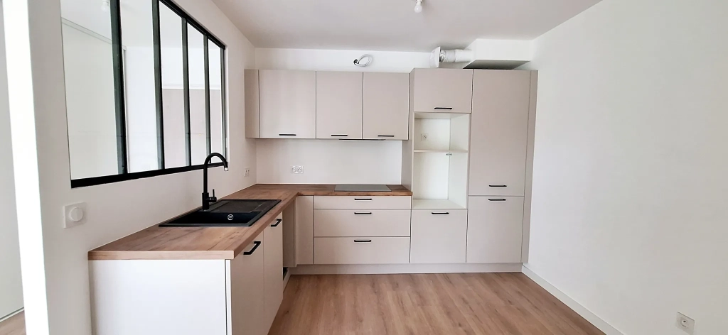 Appartement 3 pièces de 66,20 m² à Hillion avec balcon et parking
