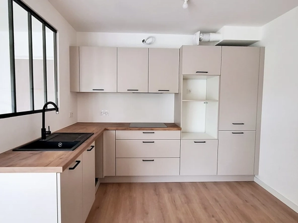 Appartement 3 pièces de 66,20 m² à Hillion avec balcon et parking
