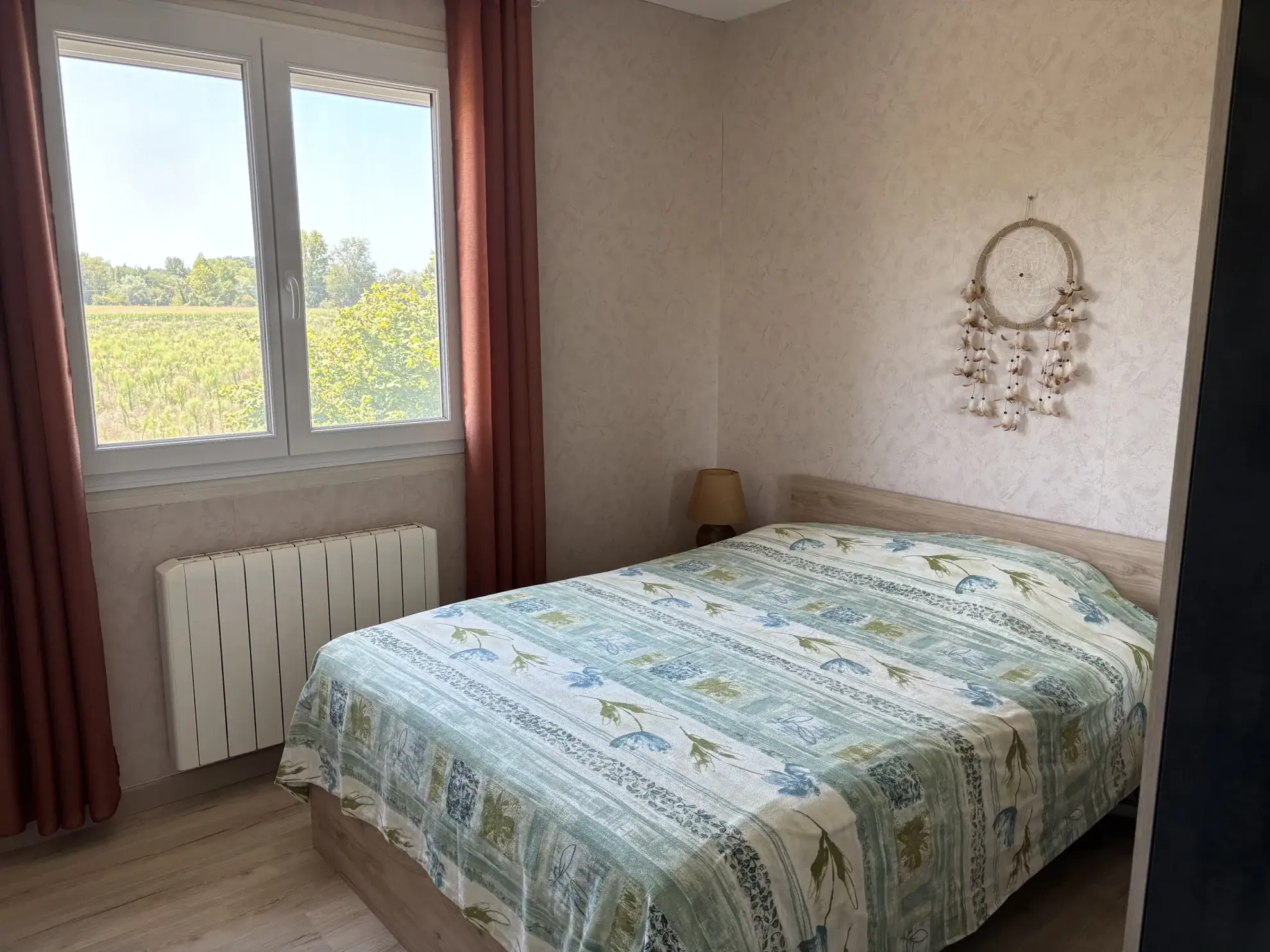 Maison individuelle à vendre de 120 m² à Ste Bazeille avec grand jardin et potentiel d'extension 