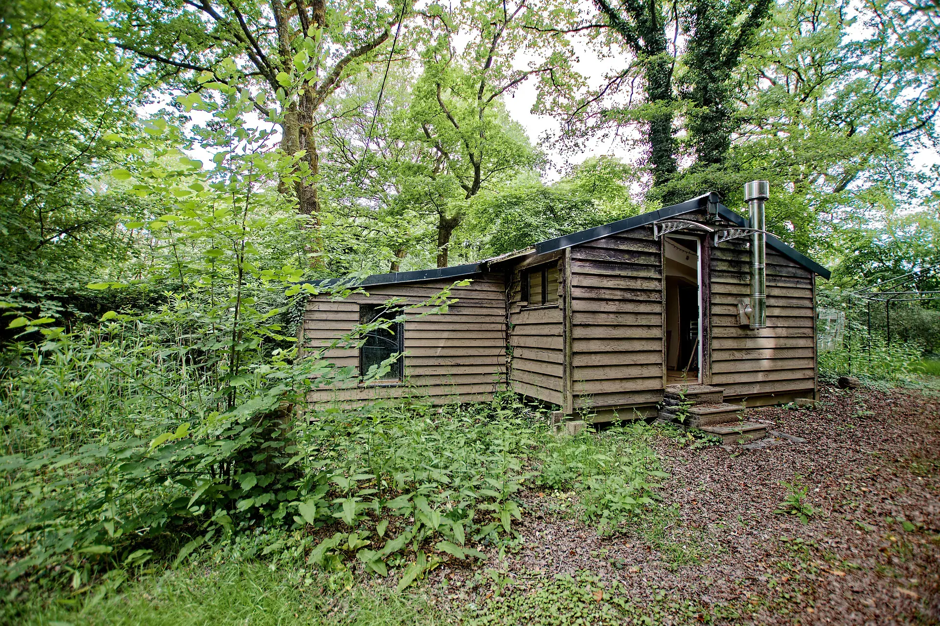 Terrain de loisir avec chalet à Guipry-Messac en bord de Vilaine - Terrain de détente de 1484 m² 