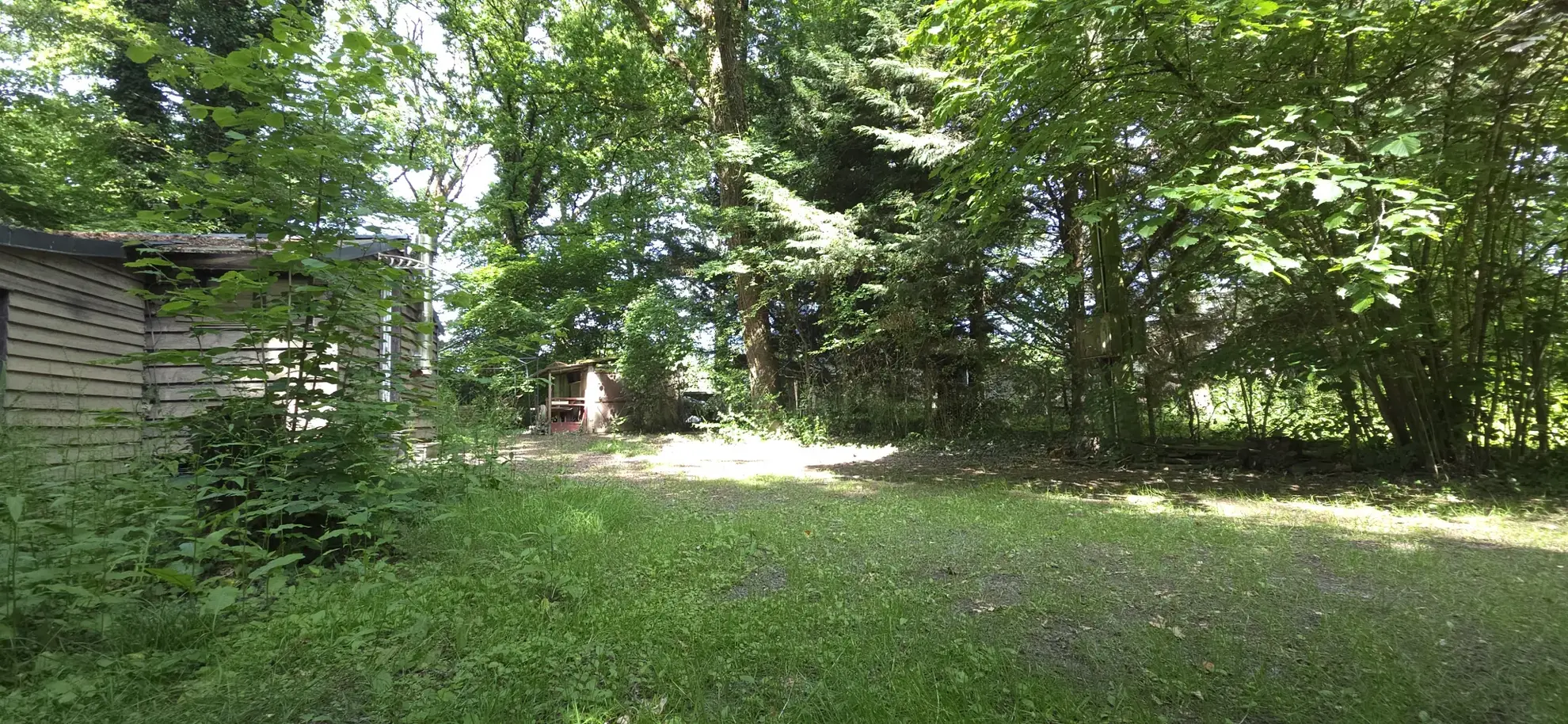 Terrain de loisir avec chalet à Guipry-Messac en bord de Vilaine - Terrain de détente de 1484 m² 