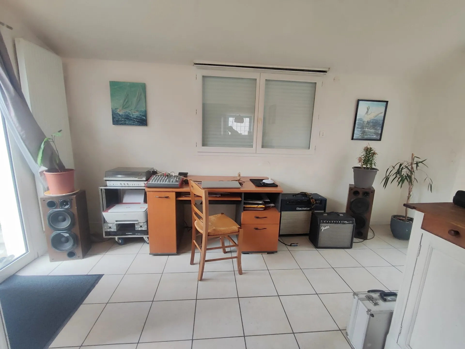 À vendre maison 3 chambres à Nevers, terrain de 406 m², proche commodités 