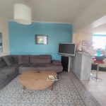 À vendre maison 3 chambres à Nevers, terrain de 406 m², proche commodités