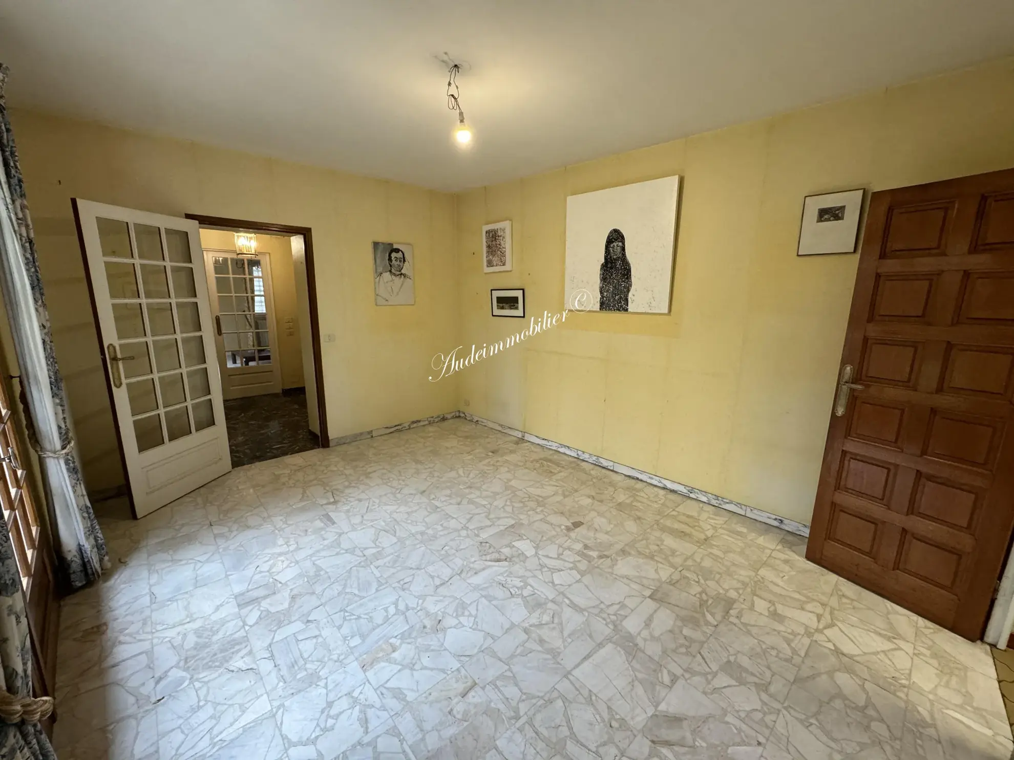 Maison spacieuse avec jardin et garages à Quillan, Haute-Vallée de l'Aude 