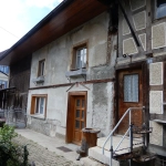 Maison de village à rénover de 103 m² à Bouxwiller, vaste terrain et garage double