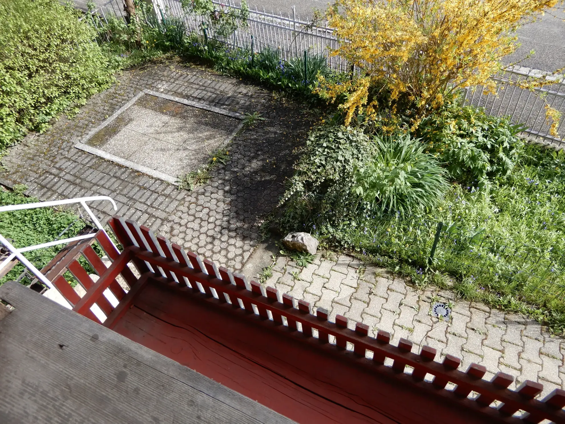 Maison de village à rénover de 103 m² à Bouxwiller, vaste terrain et garage double 