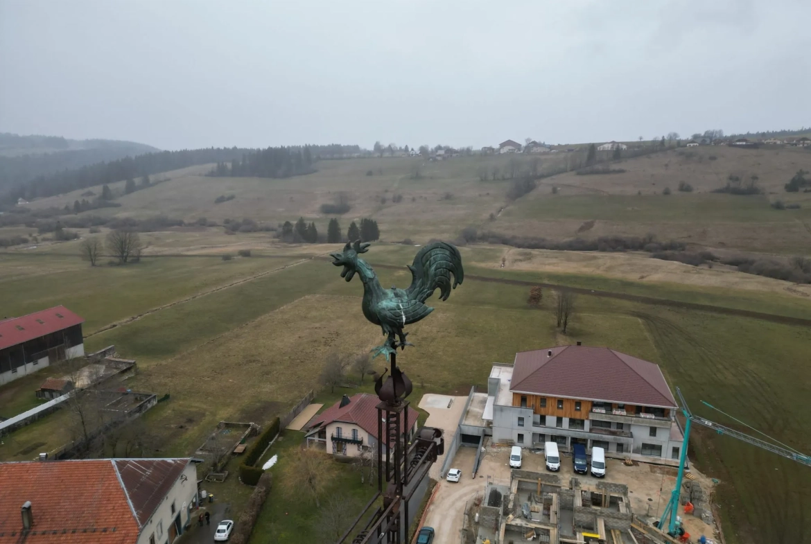 Terrain constructible de 538 m² à proximité de la frontière suisse dans la station de Métabief 