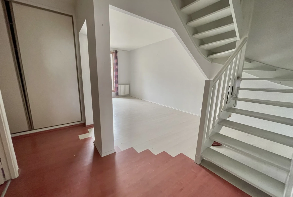 Vente d’un duplex de 92 m² dans le centre de Thionville avec terrasse et stationnement 