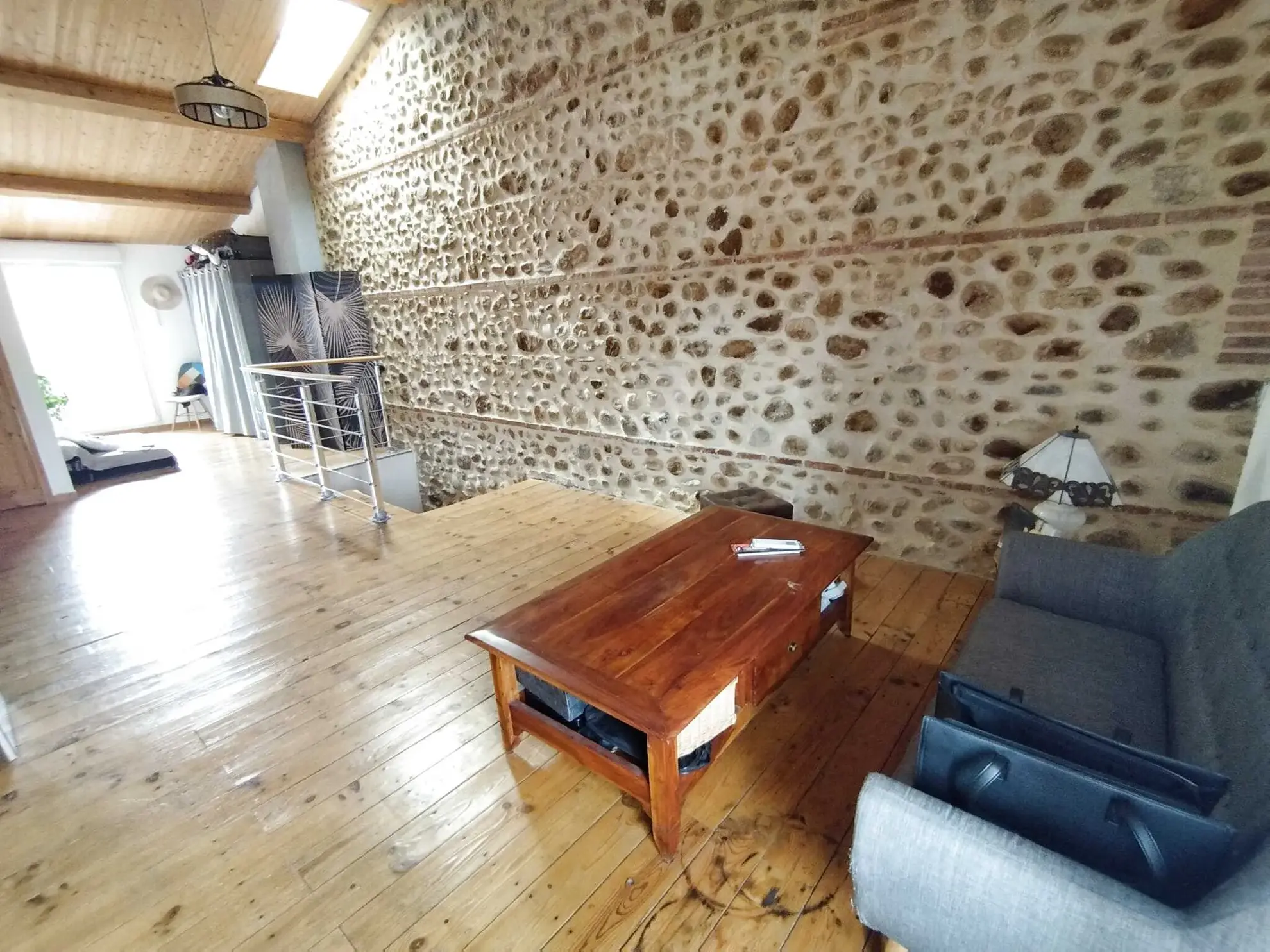 Maison de village rénovée à Cabestany avec garage et grande suite parentale 