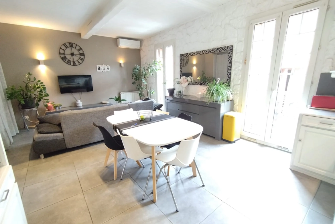 Maison de village rénovée à Cabestany avec garage et grande suite parentale 