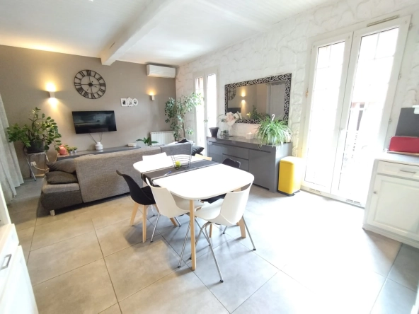 Maison de village rénovée à Cabestany avec garage et grande suite parentale