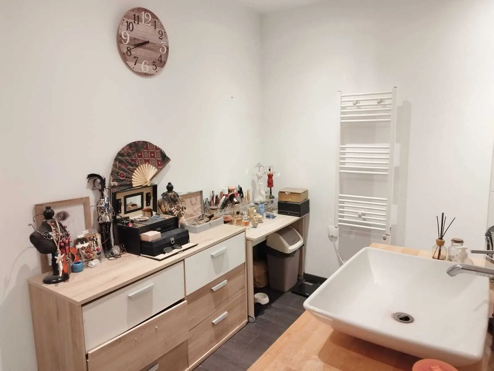 Maison de village rénovée à Cabestany avec garage et grande suite parentale 