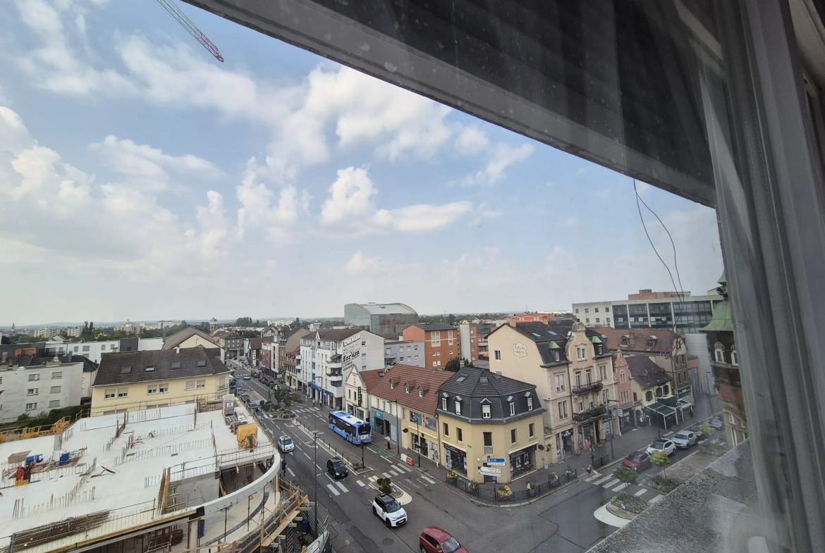 Appartement 4 pièces lumineux avec vue panoramique à Saint-Louis 