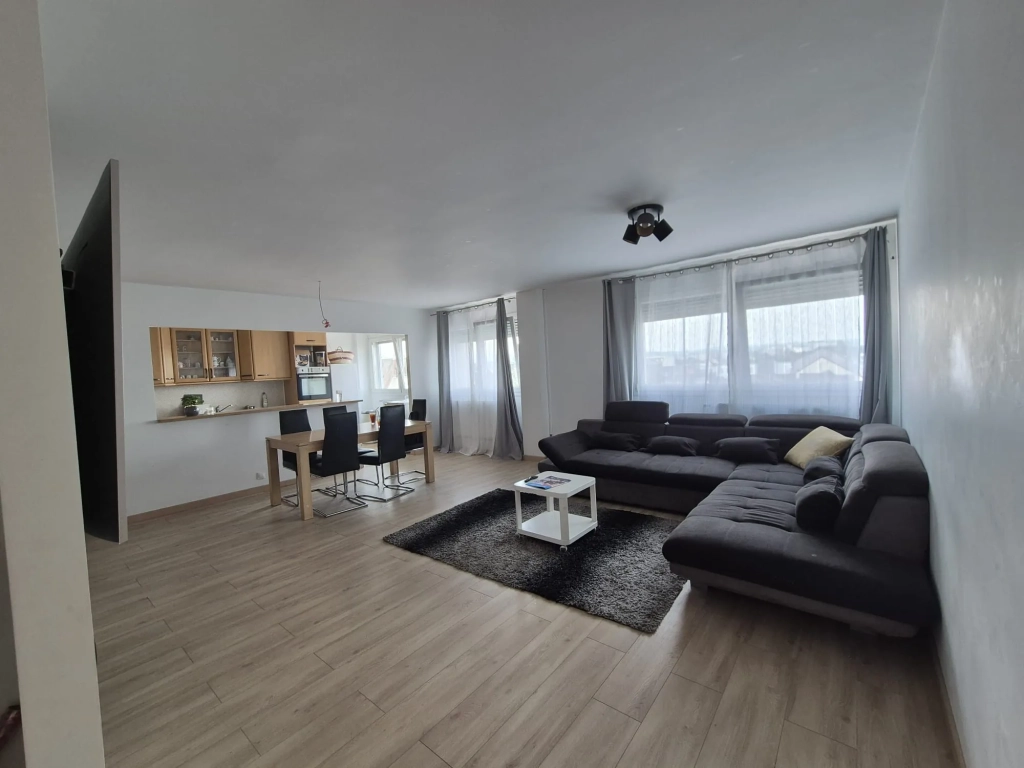 Appartement 4 pièces lumineux avec vue panoramique à Saint-Louis