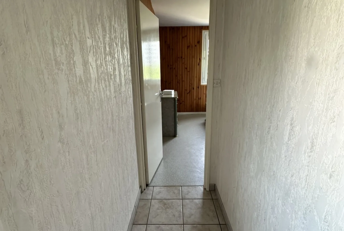 Appartement T3 à Rénover avec Balcon et Garage à Saint-Étienne – Idéal Premier Achat 
