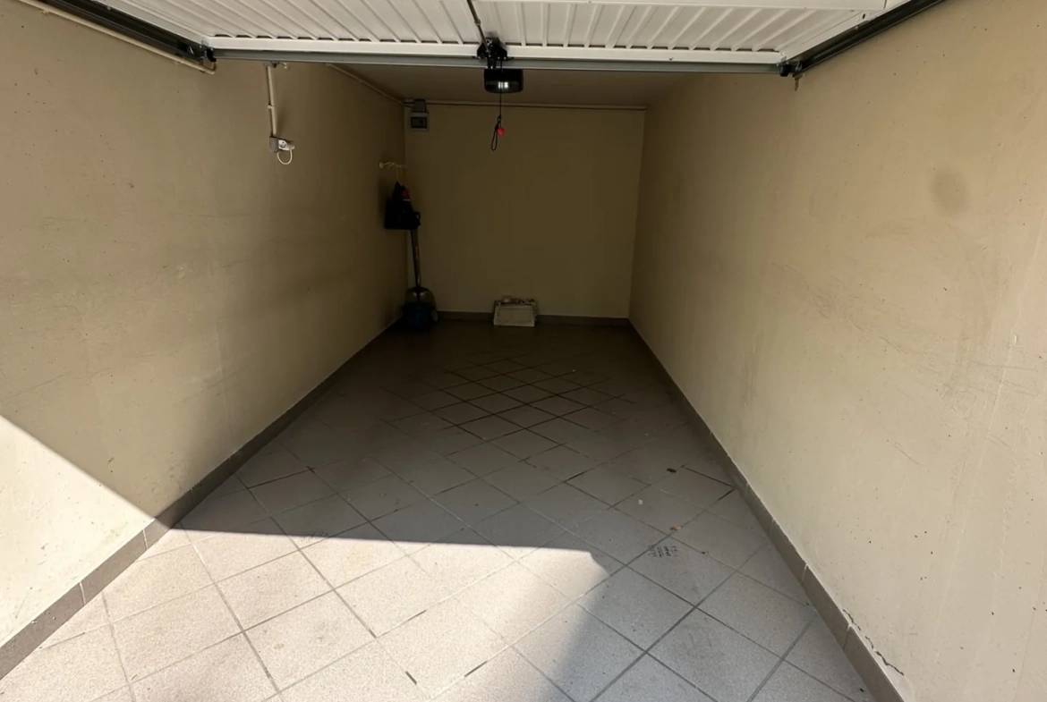 Appartement T3 à Rénover avec Balcon et Garage à Saint-Étienne – Idéal Premier Achat 