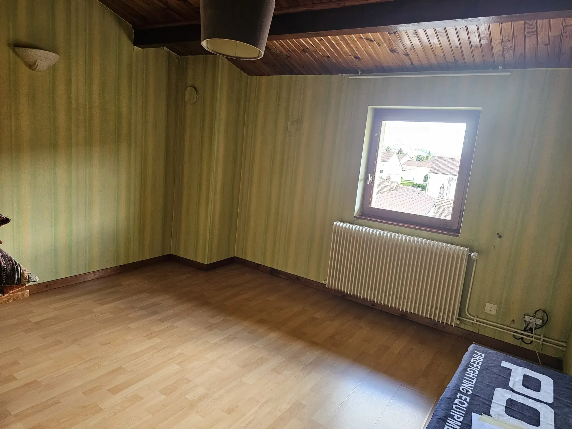 Spacieuse maison de village à Novéant-Sur-Moselle avec terrasse et 7 chambres 