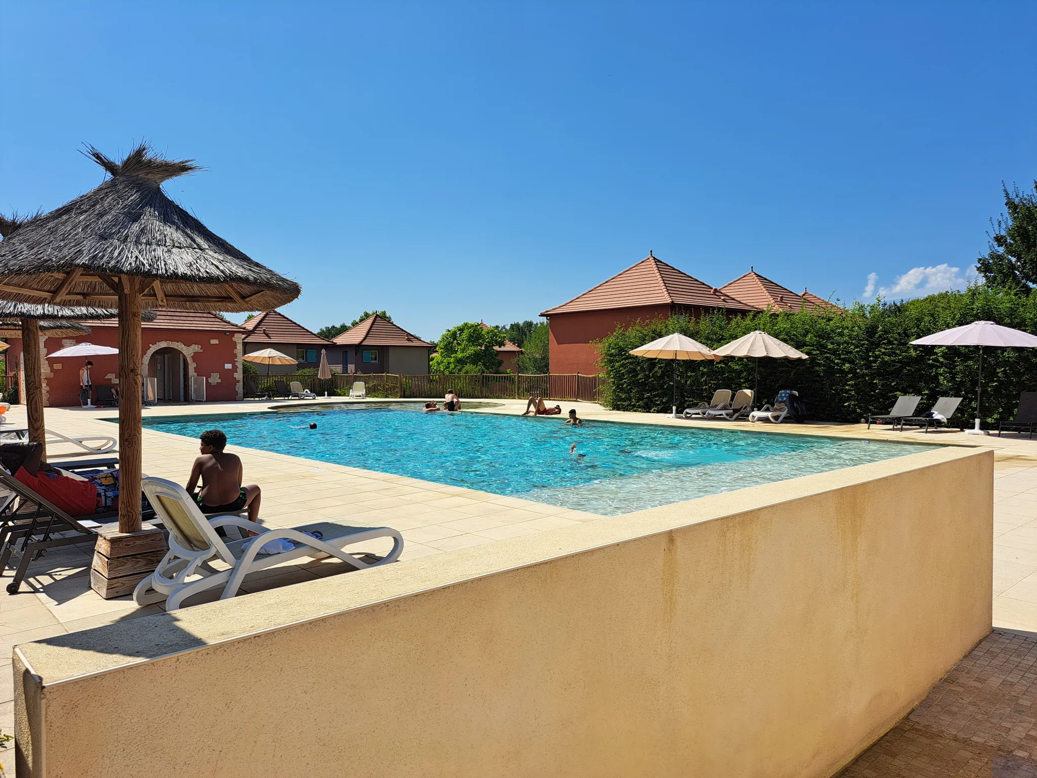 Appartement de 42 m² avec terrasse et piscine à Prayssac 