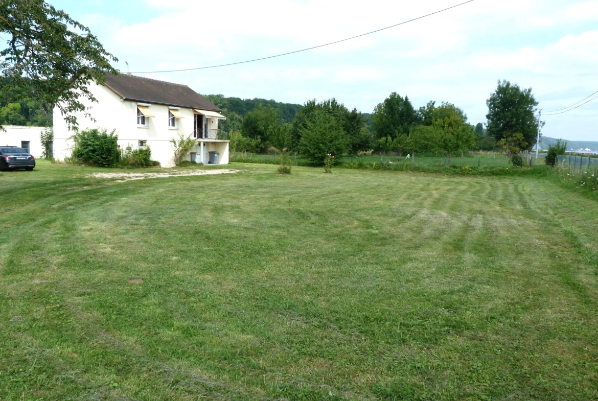 Maison indépendante avec vue sur Seine à Duclair – 64 m², terrain de 2370 m² 
