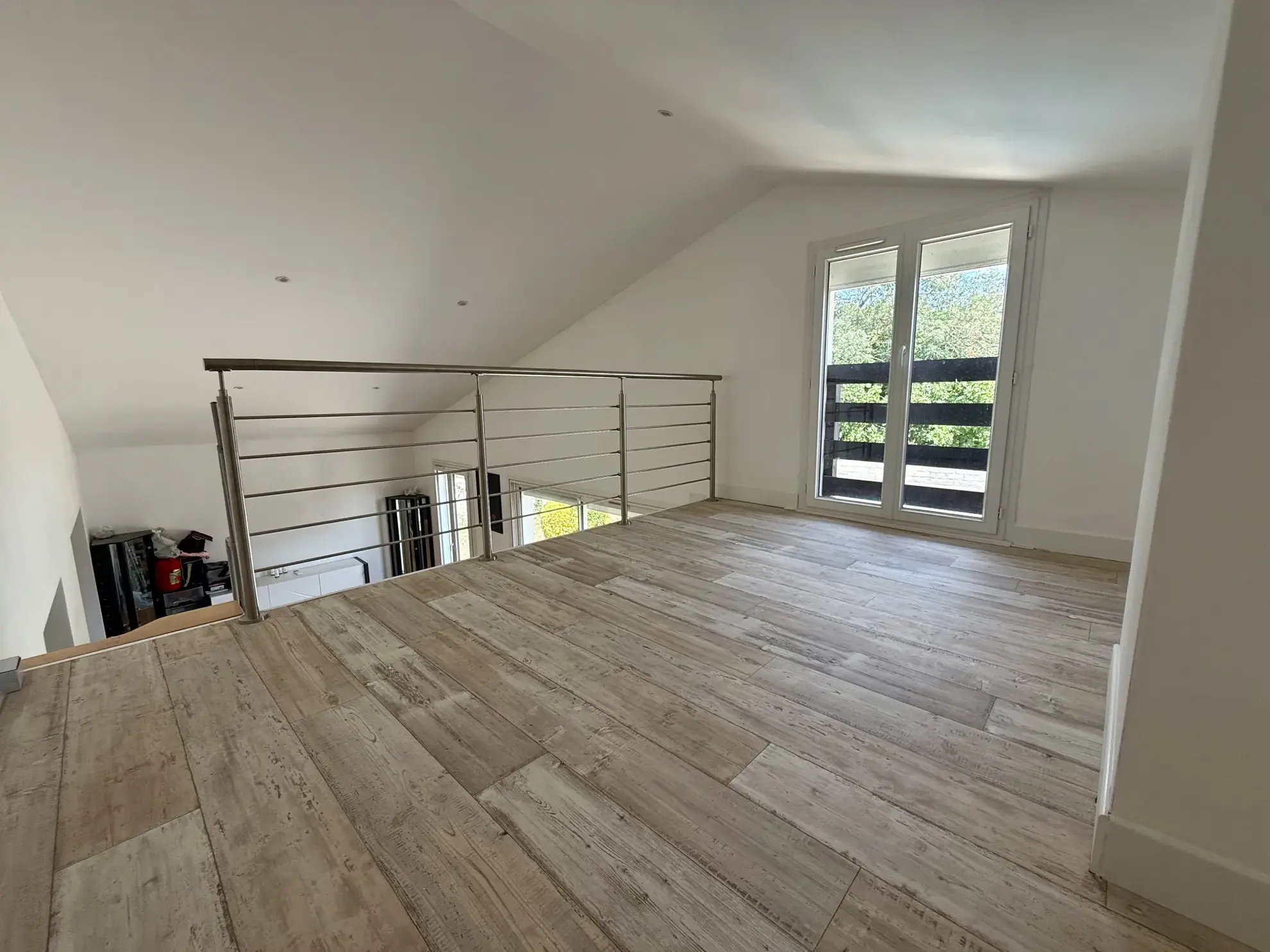 Maison familiale de 130 m² à Libourne avec piscine et extérieur arboré 