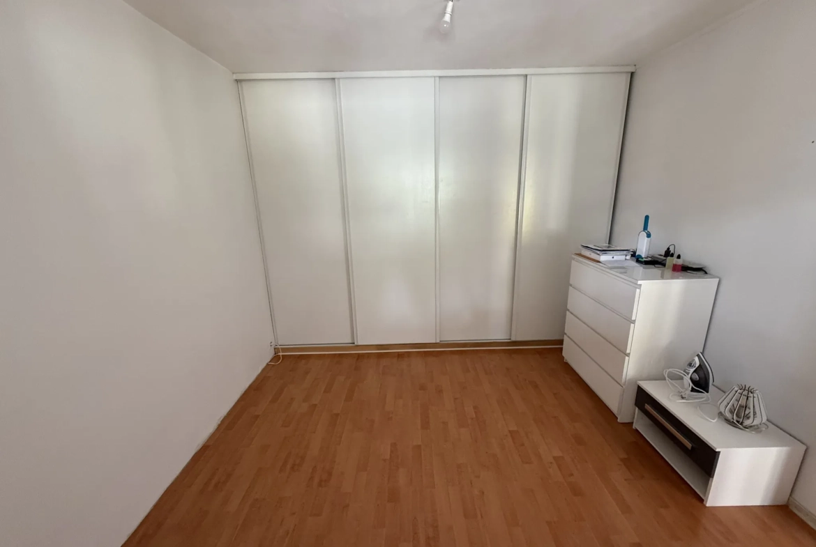 Maison familiale de 130 m² à Libourne avec piscine et extérieur arboré 