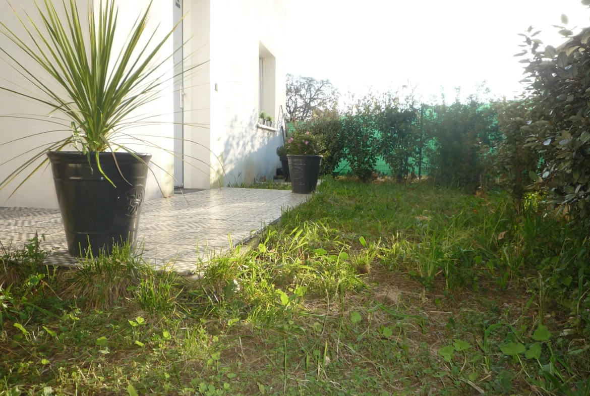 Maison 4 pièces à vendre à Montpellier Village avec jardin et parking privé 