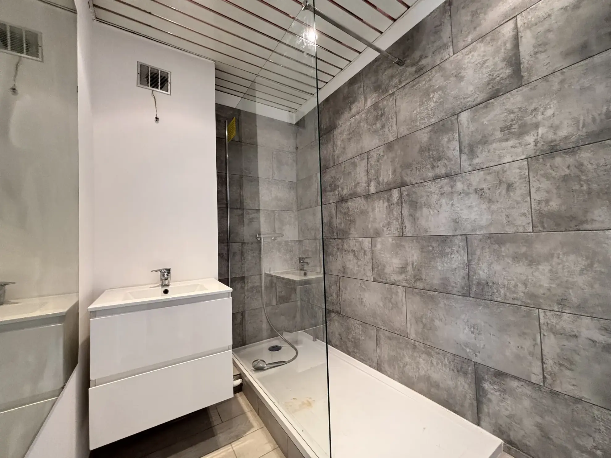 Appartement 2 pièces avec vue mer dans le quartier La Plage à Marseille 