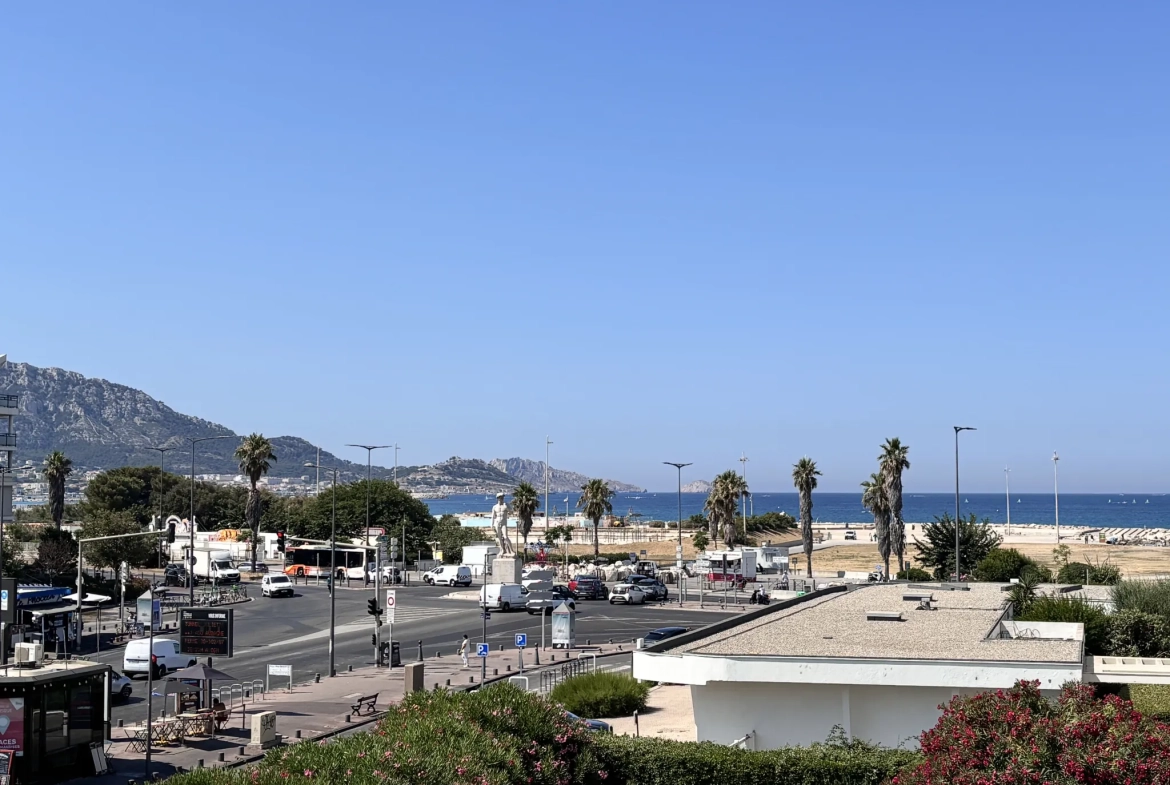 Appartement 2 pièces avec vue mer dans le quartier La Plage à Marseille 