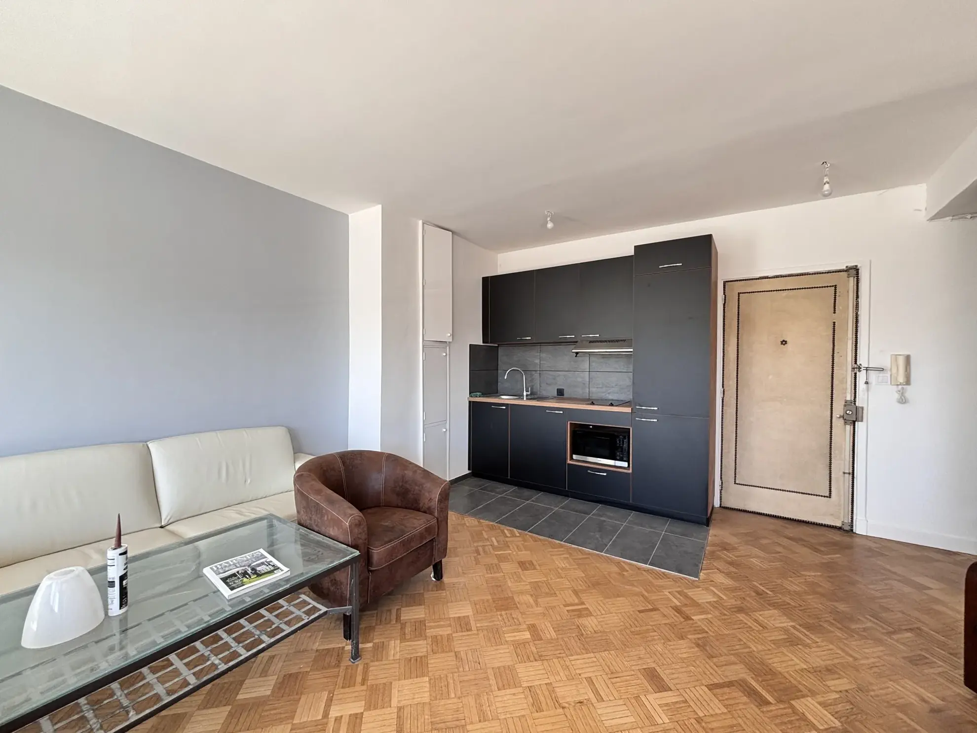 Appartement 2 pièces avec vue mer dans le quartier La Plage à Marseille 