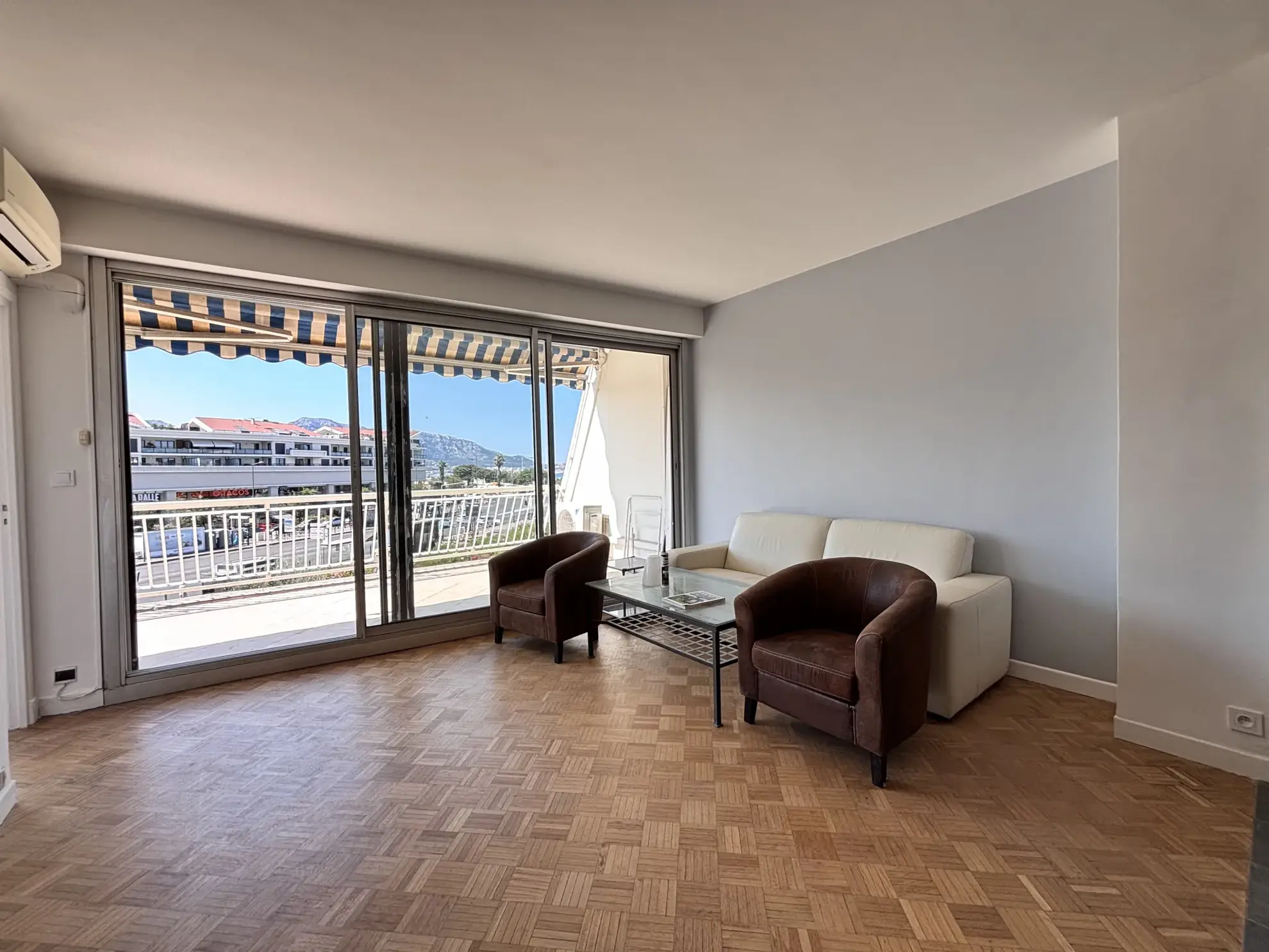 Appartement 2 pièces avec vue mer dans le quartier La Plage à Marseille 