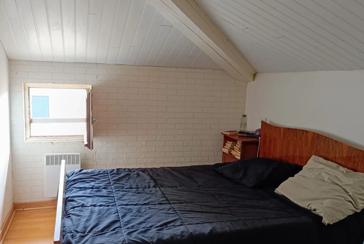 Maison de village atypique avec garage et proximité commerces à Saint Didier en Velay 