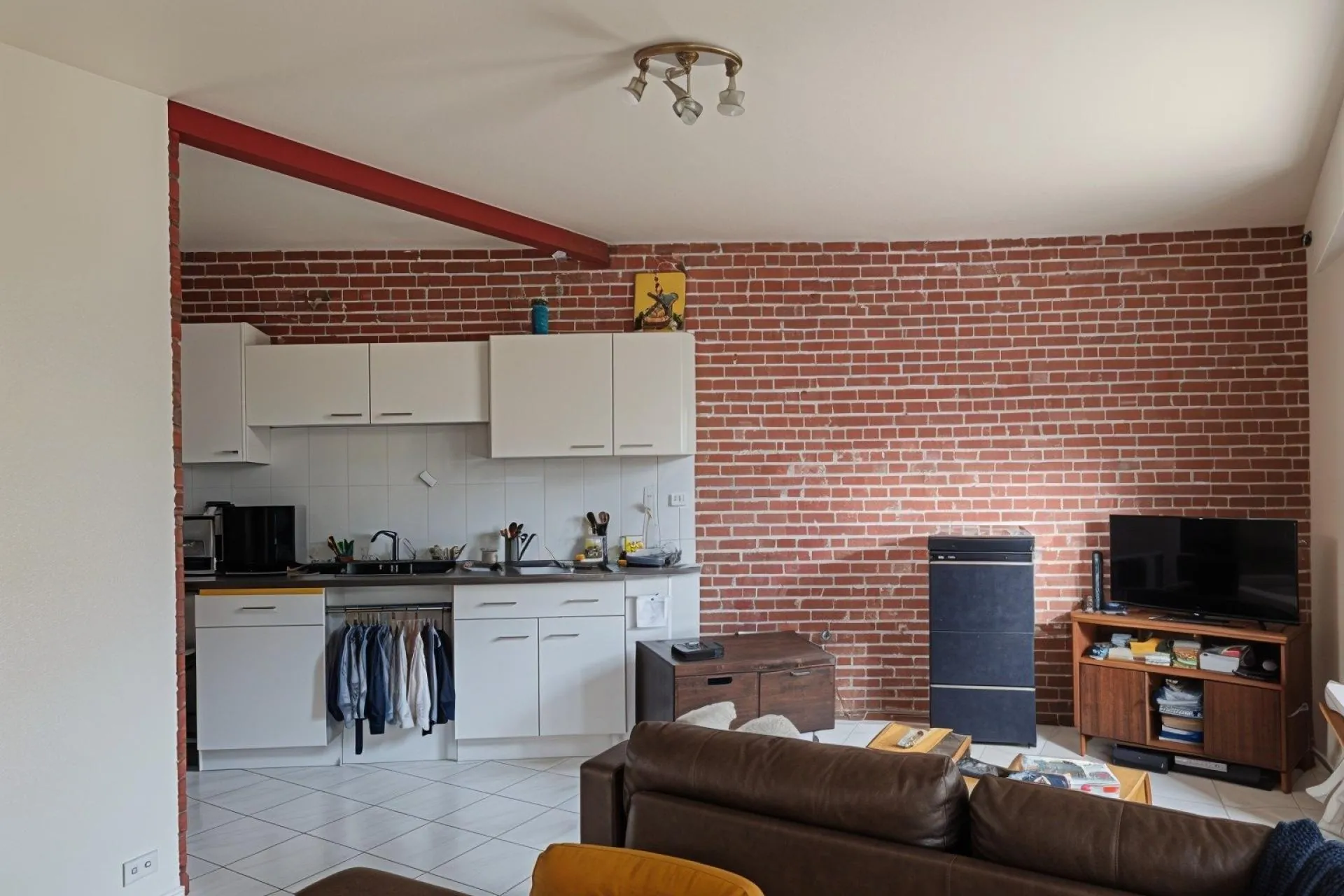 Maison de village atypique avec garage et proximité commerces à Saint Didier en Velay 