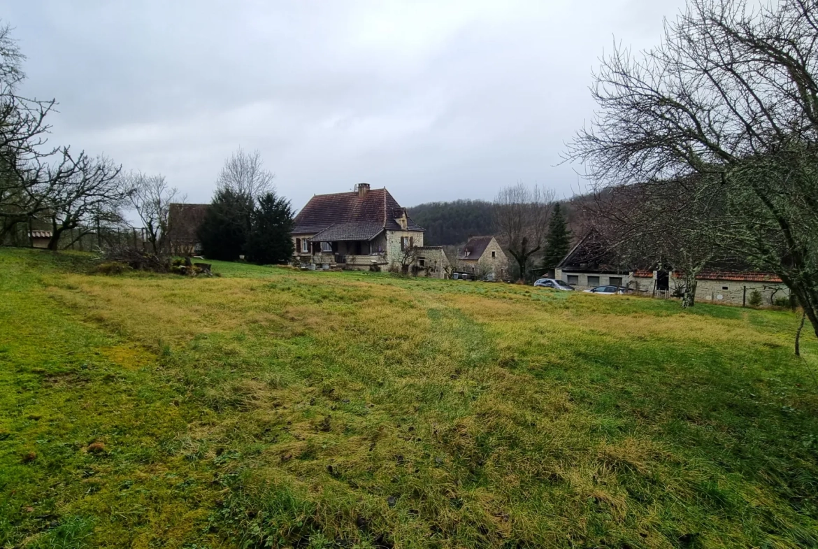 Domaine en pierre à proximité de Cahors avec potentiel exceptionnel 