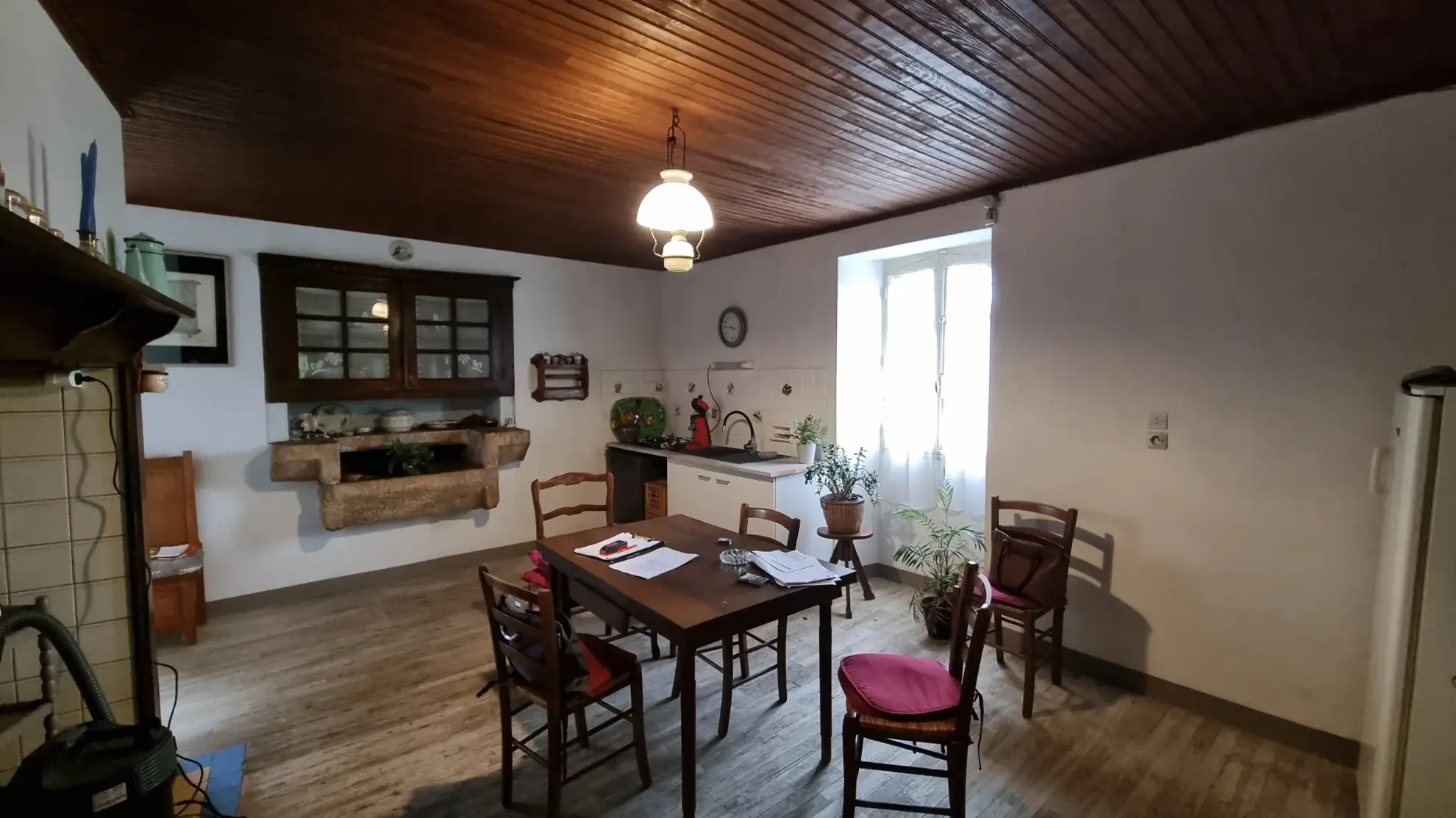 Domaine en pierre à proximité de Cahors avec potentiel exceptionnel 