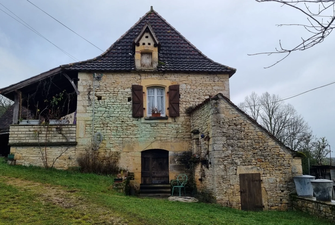 Domaine en pierre à proximité de Cahors avec potentiel exceptionnel 