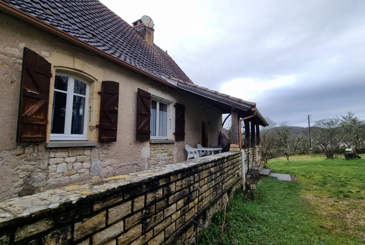 Domaine en pierre à proximité de Cahors avec potentiel exceptionnel 