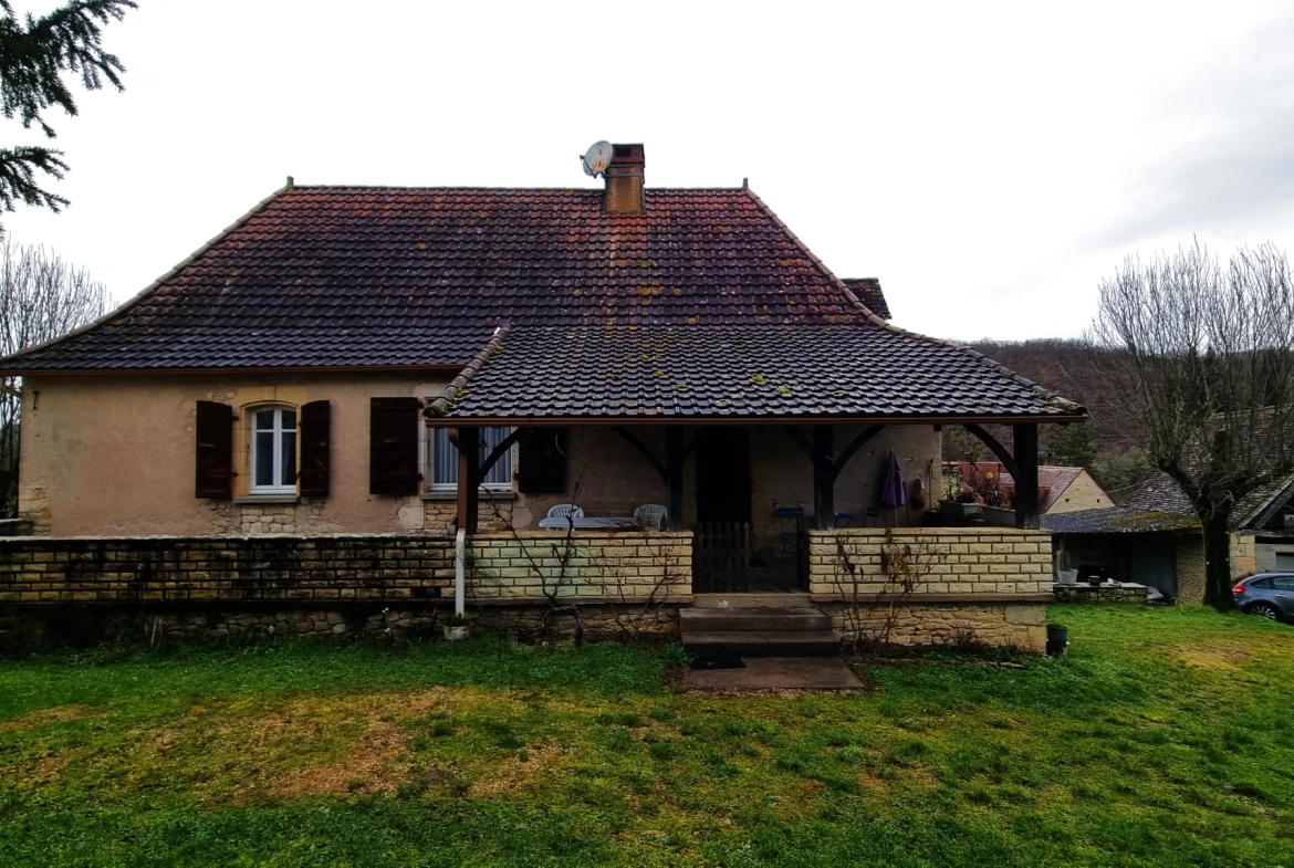 Domaine en pierre à proximité de Cahors avec potentiel exceptionnel 