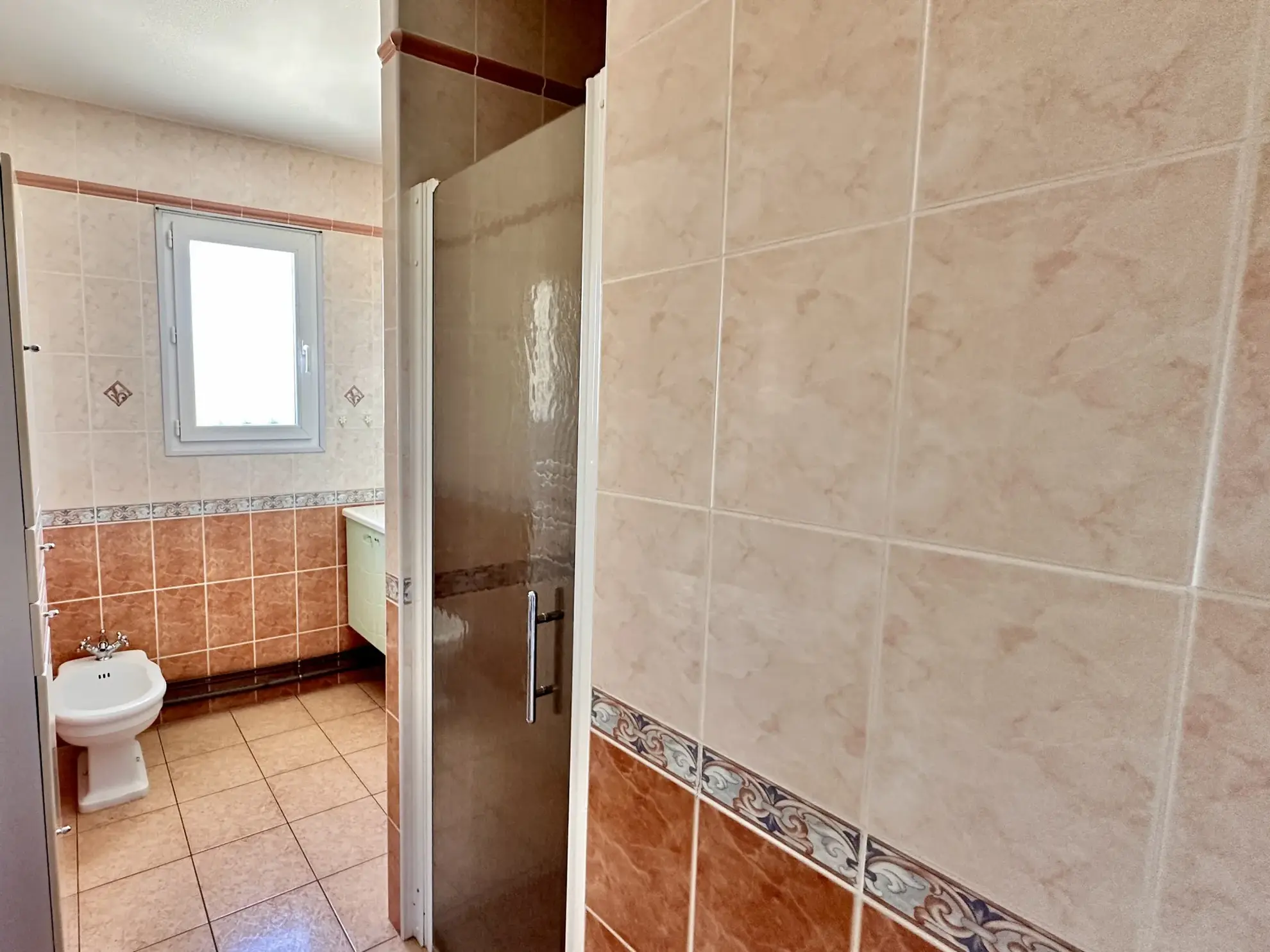 Maison de plain-pied à Bergerac avec studio indépendant et jardin clos 