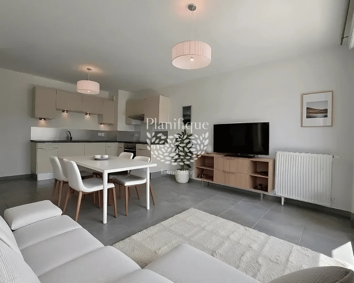 Appartement T2 lumineux avec terrasse à Reignier-Ésery près de Genève 