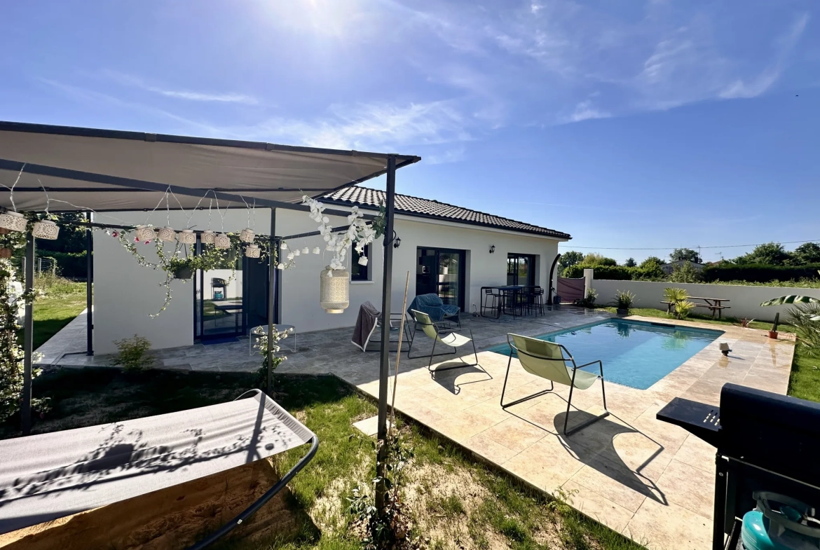 Maison neuve de plain-pied avec piscine à Creysse - 105 m² 