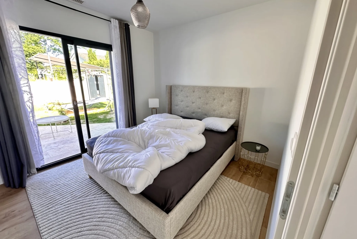 Maison neuve de plain-pied avec piscine à Creysse - 105 m² 