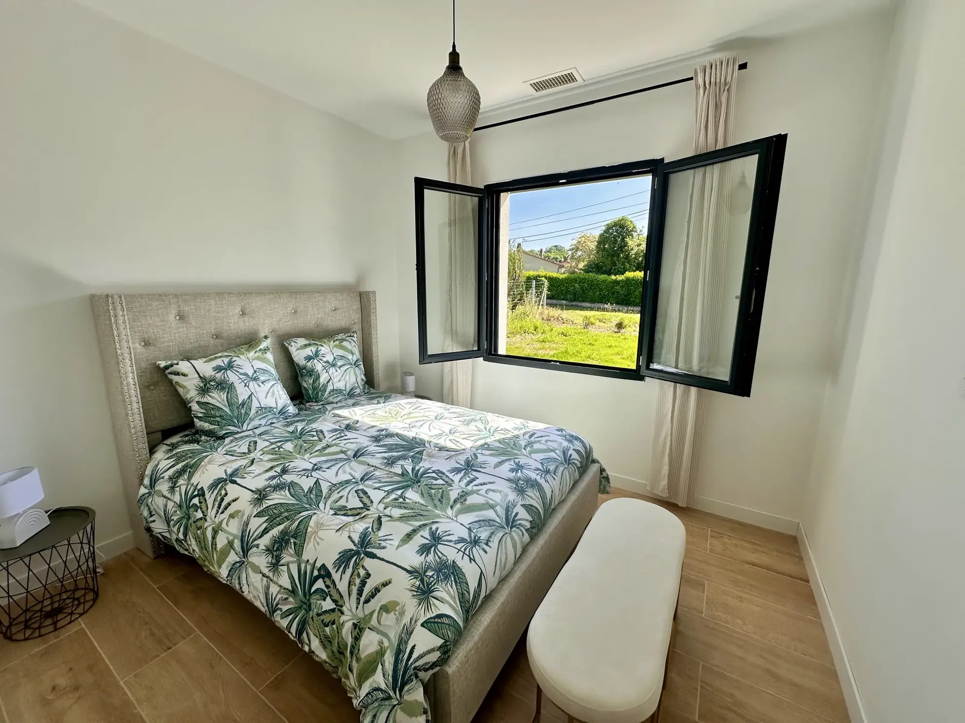 Maison neuve de plain-pied avec piscine à Creysse - 105 m² 
