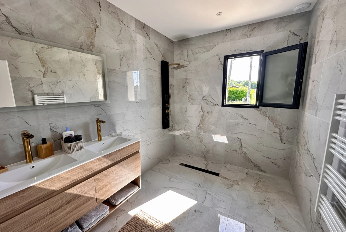 Maison neuve de plain-pied avec piscine à Creysse - 105 m² 